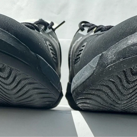 New Balance Fuel Cell Black and Gray court shoes - Picture 7 of 12